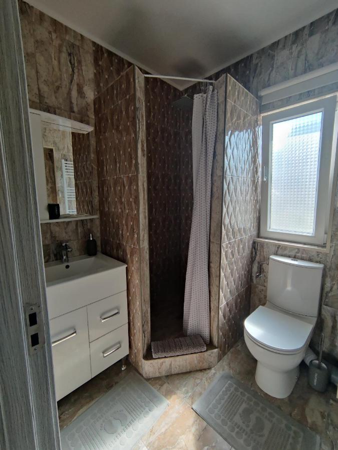 Vizuina Lupului Hotel Gura Humorului Kültér fotó
